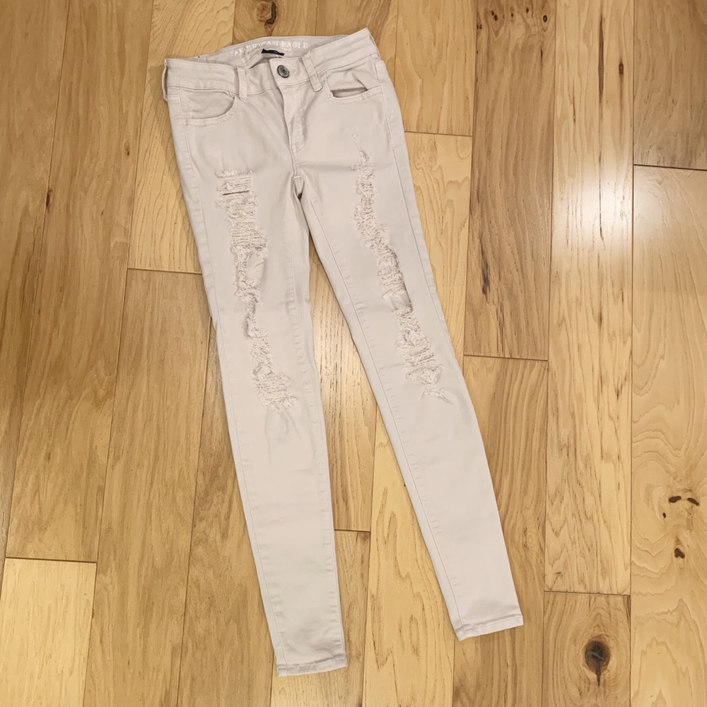 American Eagle blush pink ripped jegging 0